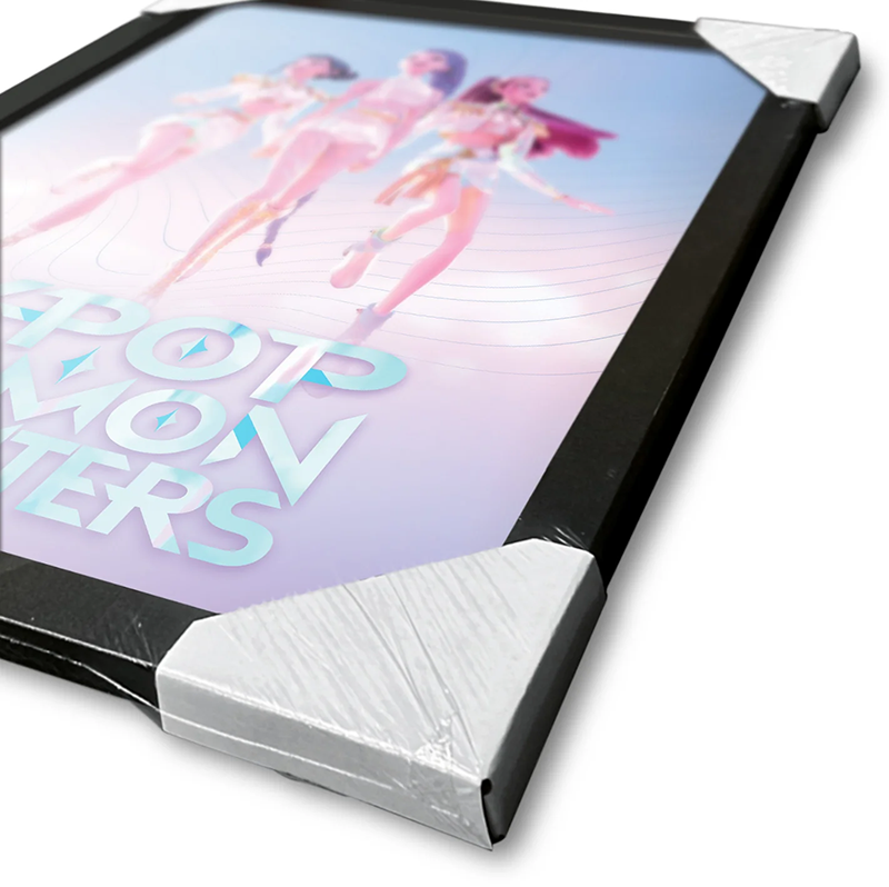 FRAMED PRINT K-POP DEMON HUNTERS TRIO 3