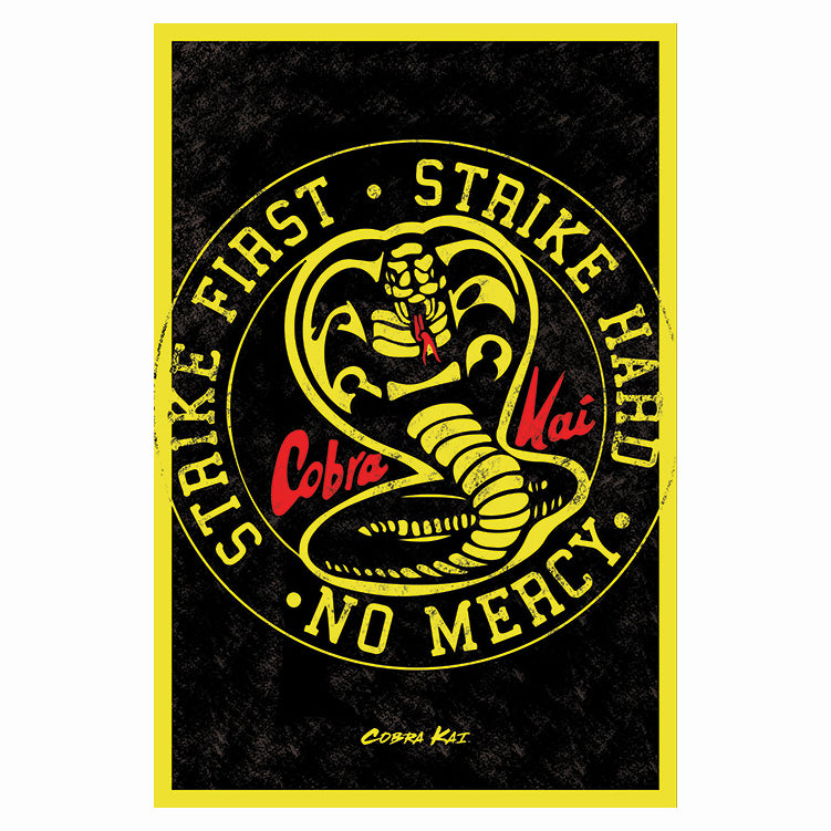 POSTER 61&#215;91,5 COBRA KAI EMBLEM no01