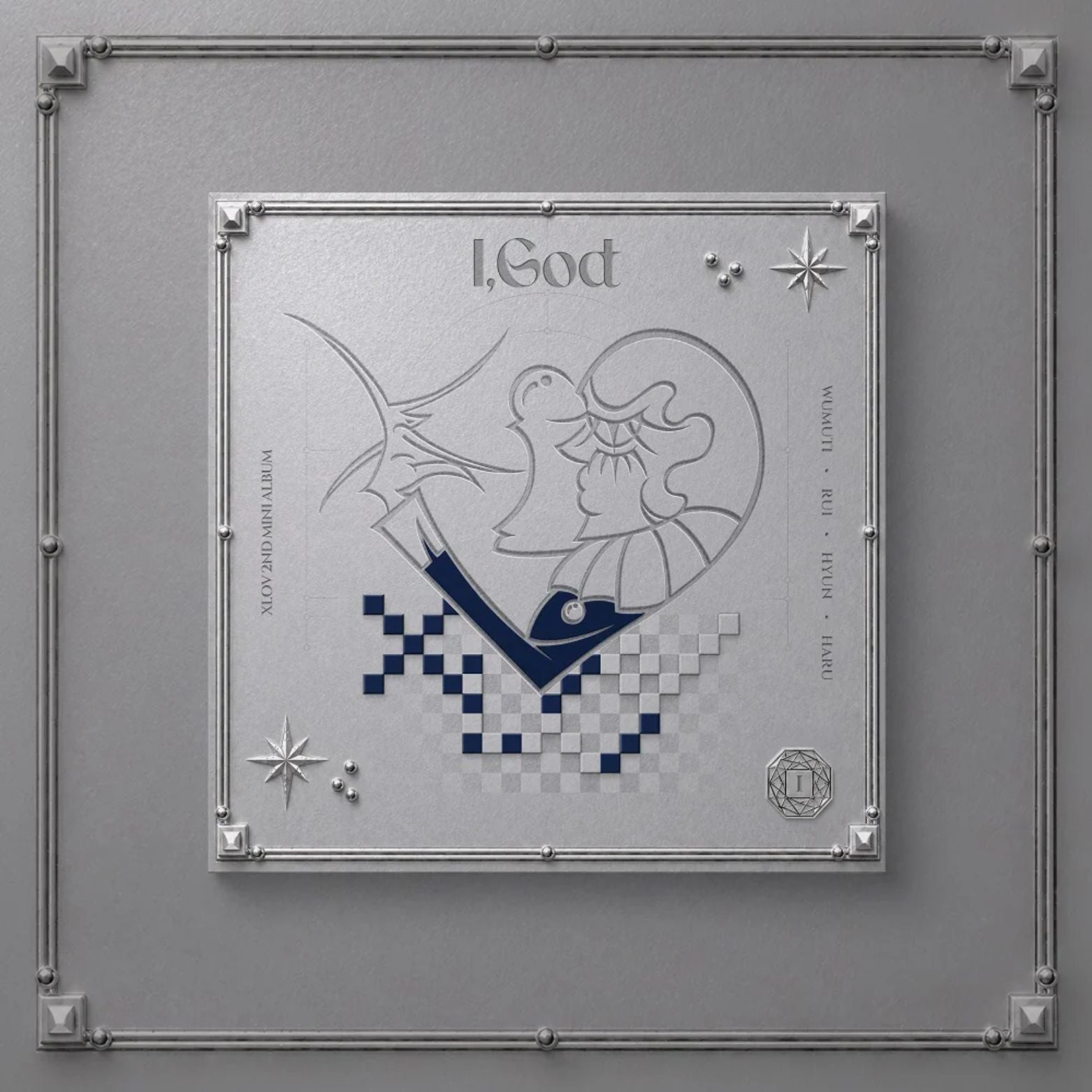 CD XLOV I, GOD